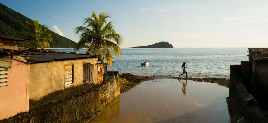 Bungalows Les Vagues Abondes Villa Sainte-Anne  Exterior foto